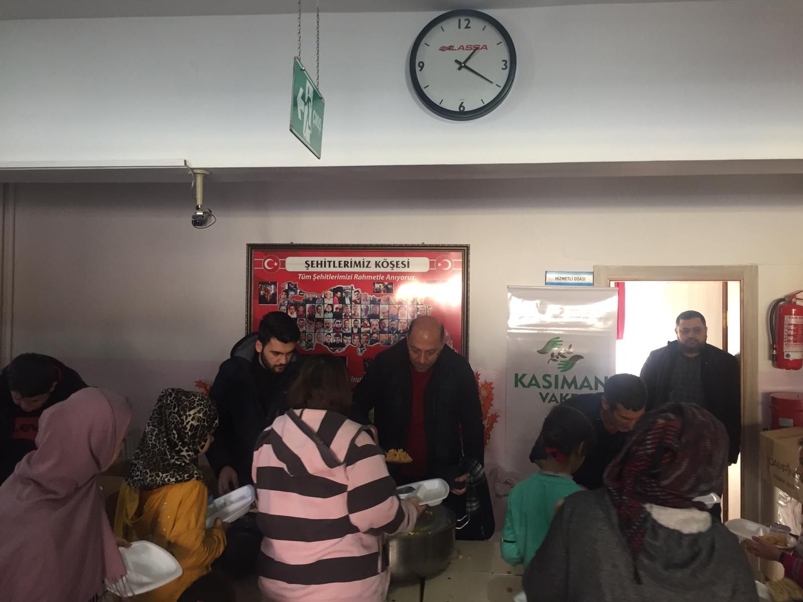 Kasıman Vakfı Depremzedelere Yardım