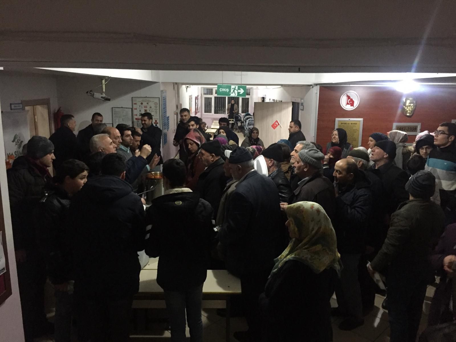 Kasıman Vakfı Depremzedelere Yardım